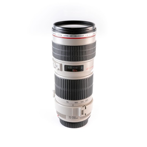 CANON EF 70-200mm f/4 L USM...