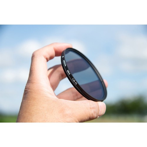 HOYA 46MM CIR-PL UX II