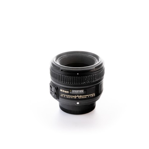 NIKON AF 50mm f/1.4 +...