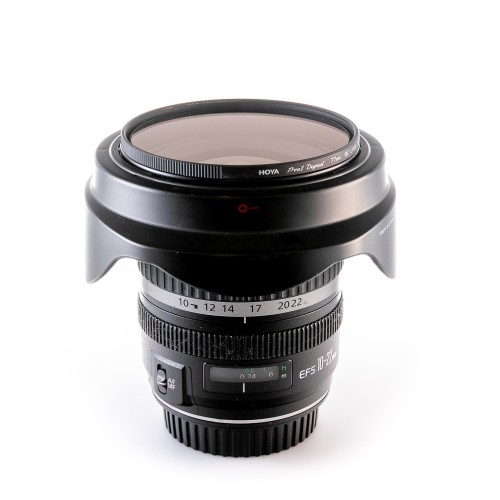 CANON EF-S 10-22mm...