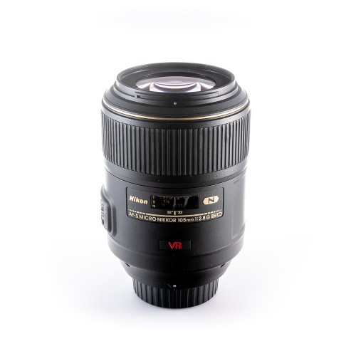 NIKKOR AF-S 105mm f/2.8G VR...