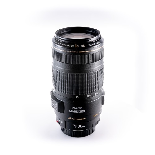 CANON EF 70-300mm f/4-5.6...