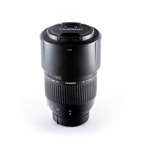 TAMRON 70-300mm f/4-5.6 Di...