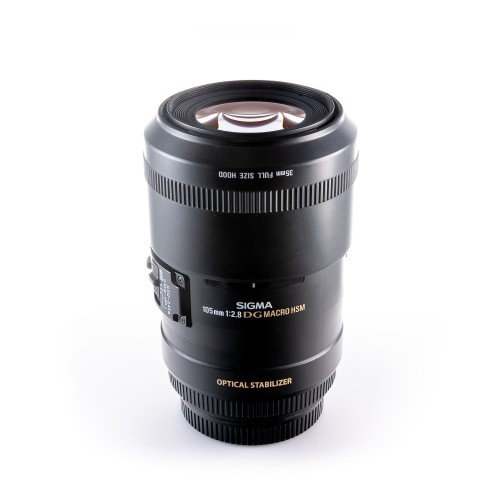 SIGMA 105mm f/2.8 EX DG...