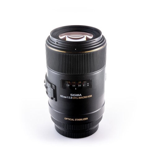 SIGMA 105mm f/2.8 EX DG...