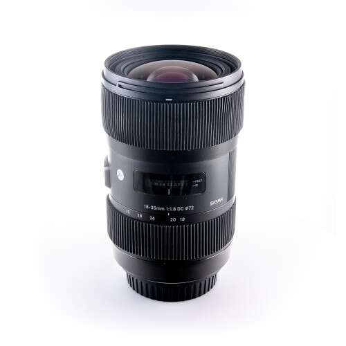 SIGMA 18-35mm f/1.8 DC (C)...