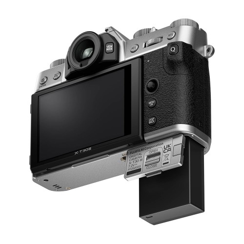FUJIFILM FUJI X-T30 III SILVER + XC 13-33mm f/3.5-6.3