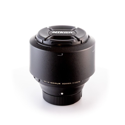 NIKON AF-S 85mm f/1.8 G -...