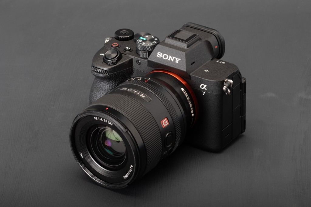 Sony A7 V – recensione dettagliata della mirrorless full-frame ibrida
