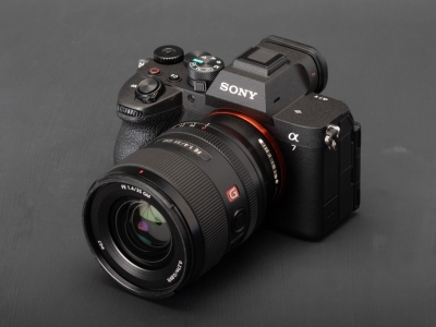 Sony A7 V – recensione dettagliata della mirrorless full-frame ibrida